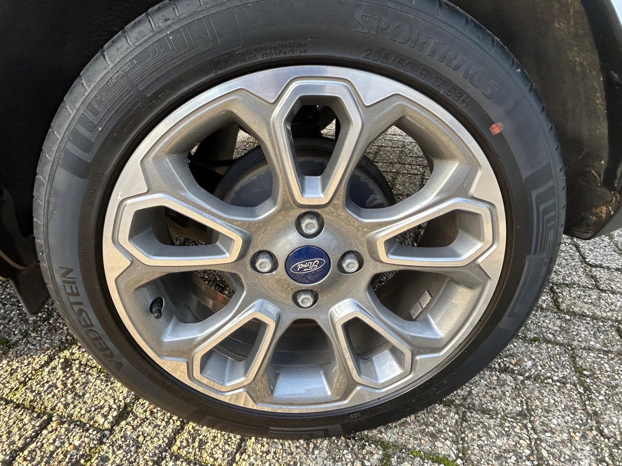 Ford-EcoSport-image-19