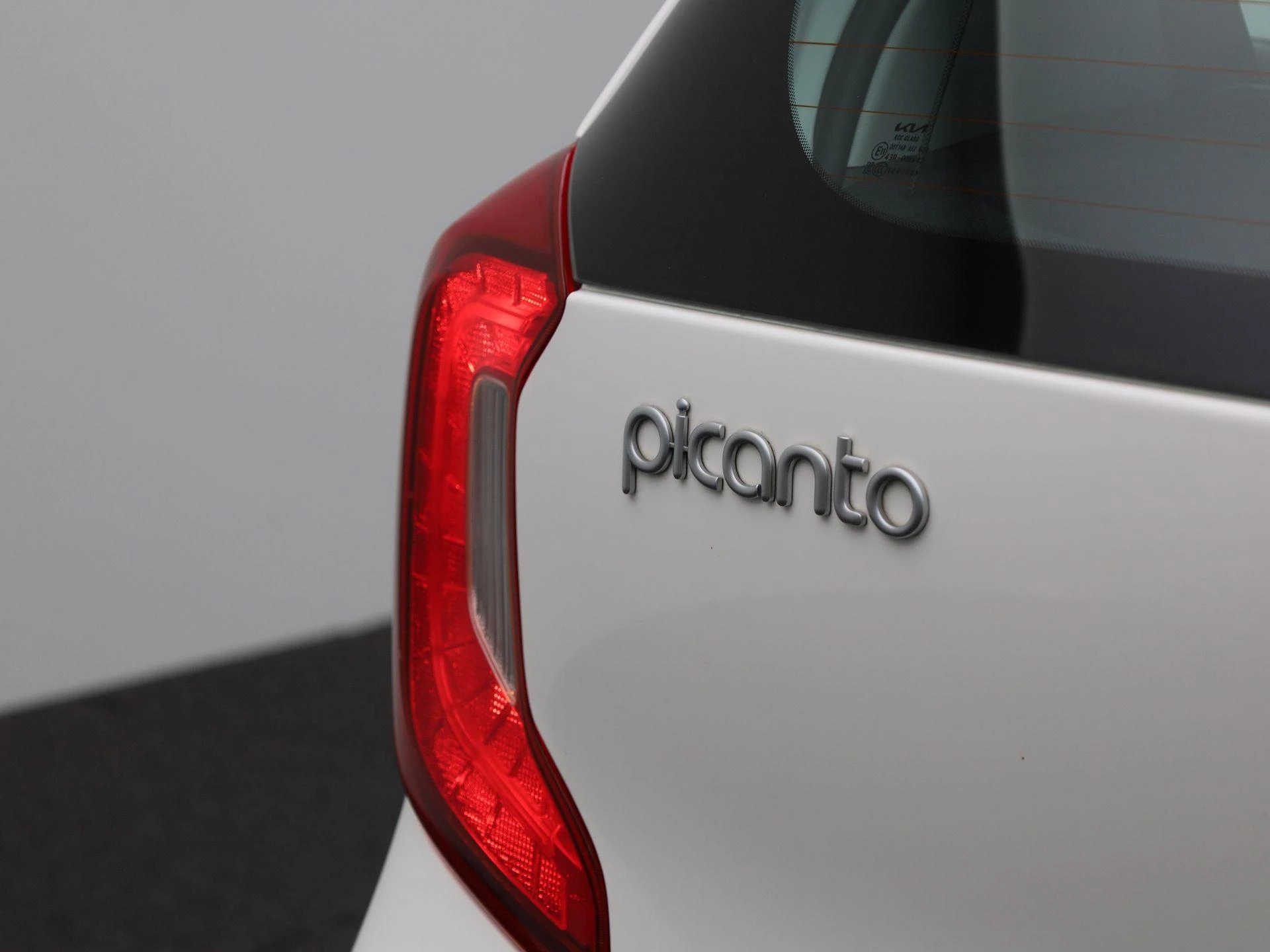 Kia-Picanto-image-32