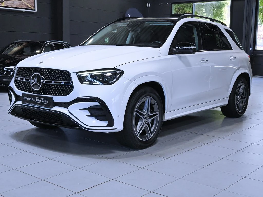 Mercedes-Benz-GLE 300 d-image-7