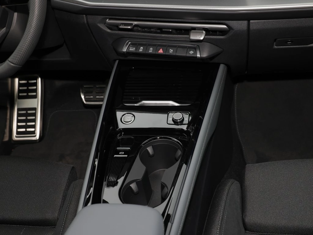Audi Q3 SUV TFSI 110 kW S tronic