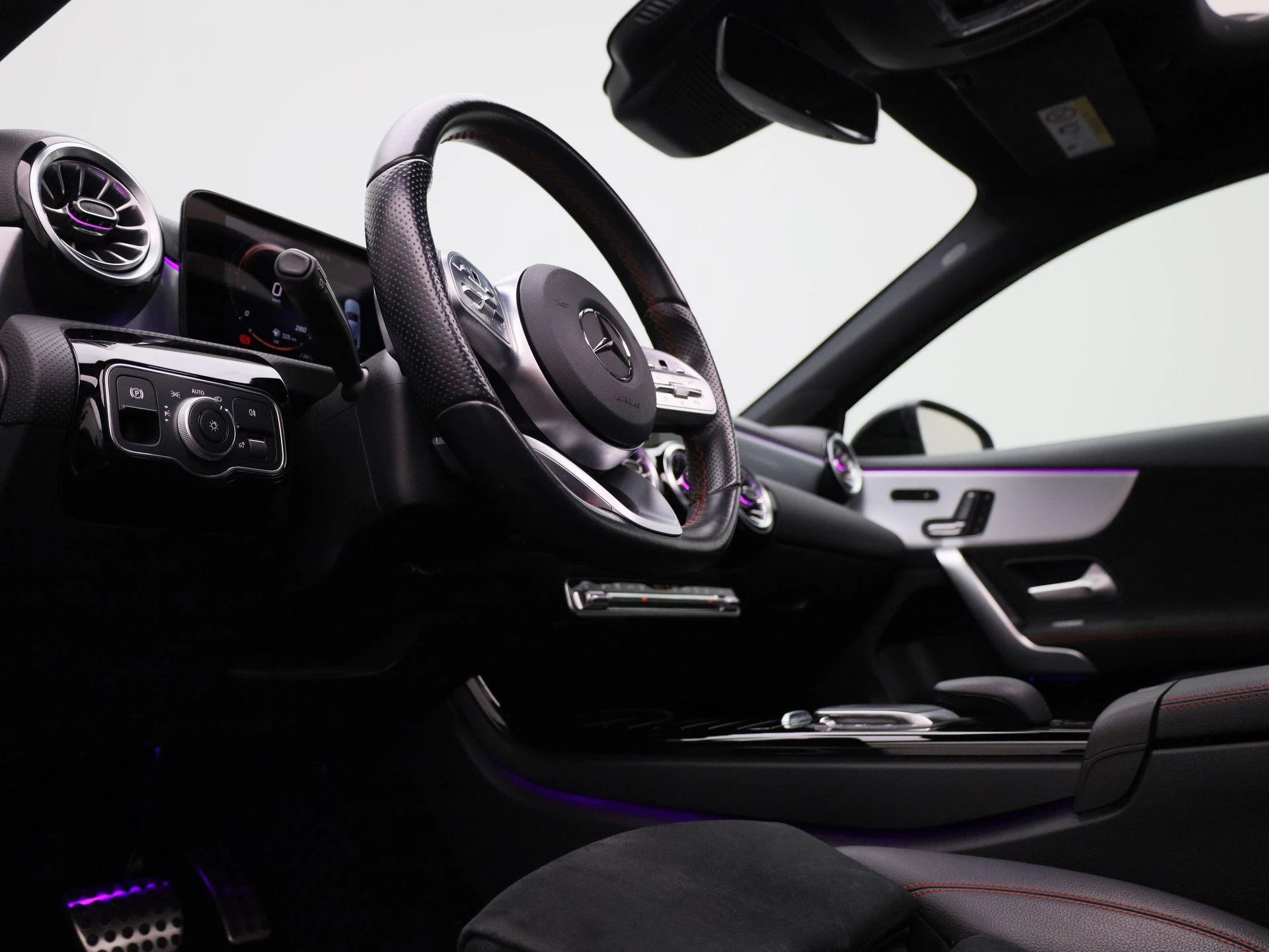 Mercedes-Benz A-Klasse 250 e Business Solution AMG Limited