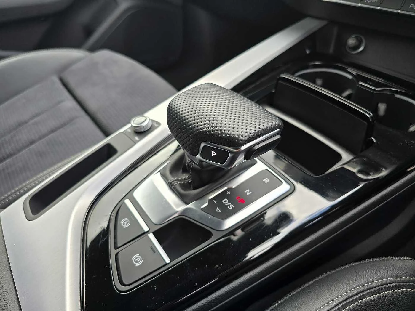 Audi-A4-image-7
