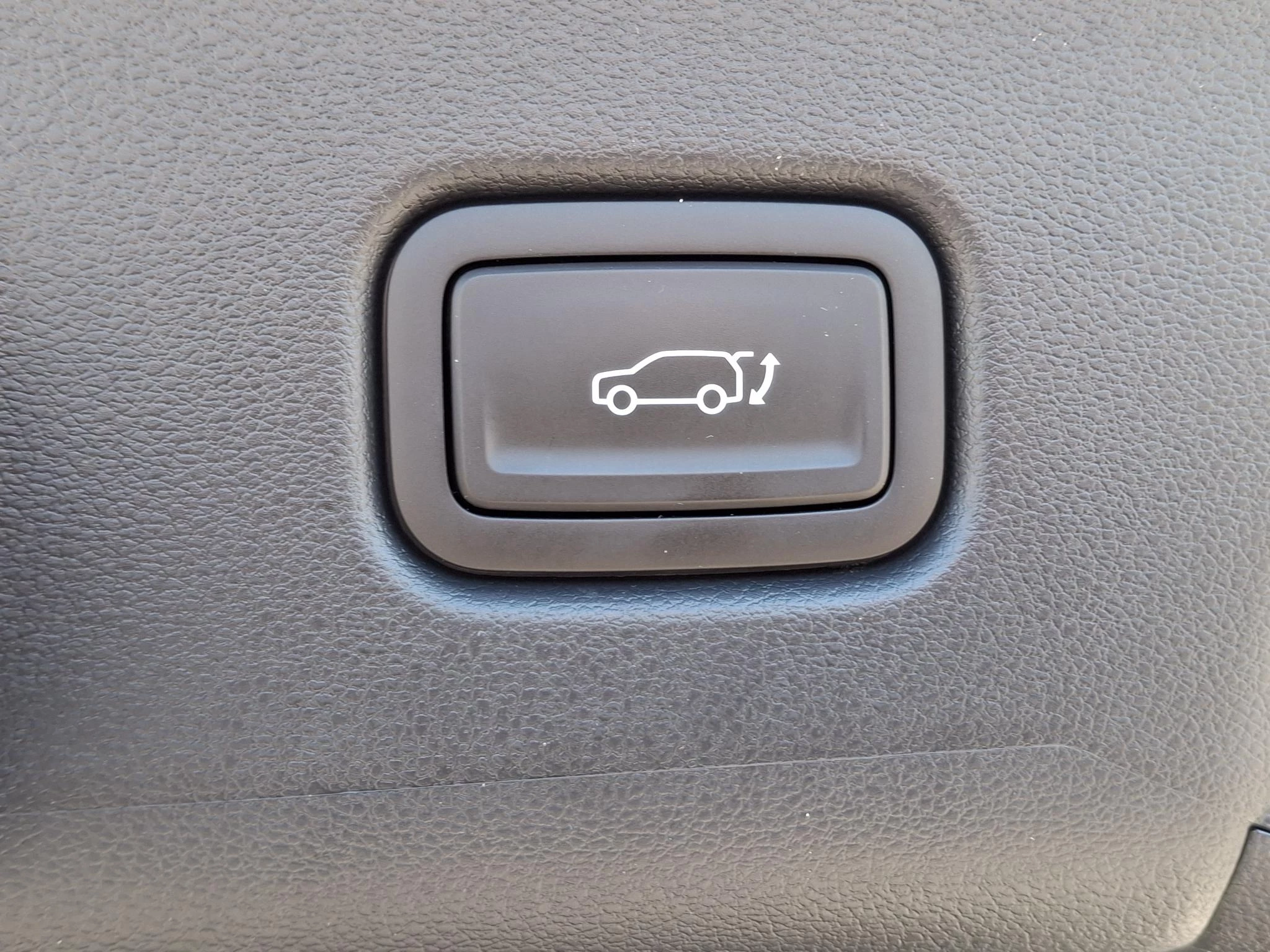 Hyundai Kona 1.6 GDI HEV Premium Sky