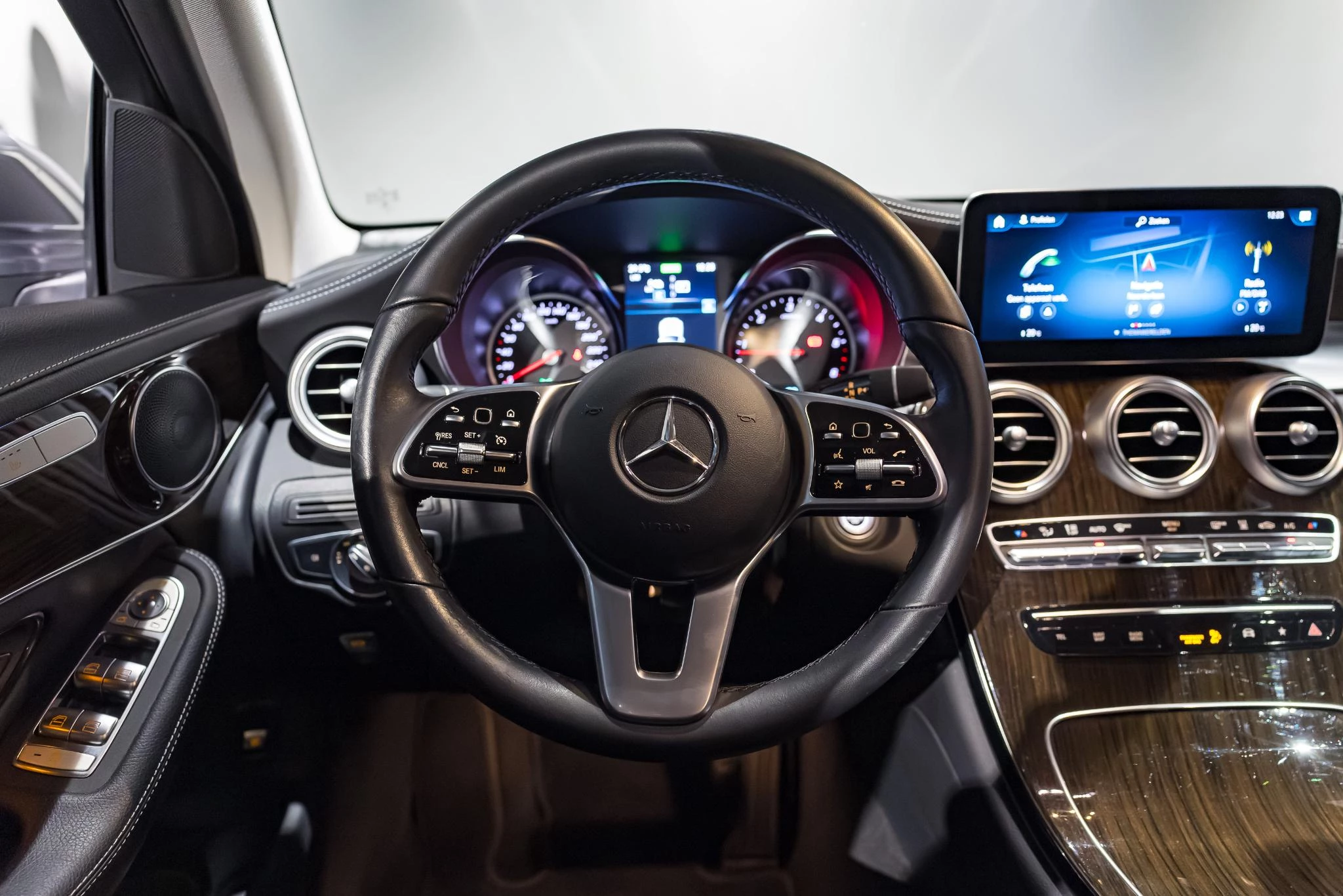 Mercedes-Benz GLC GLC 300 de AMG LINE 4MATIC