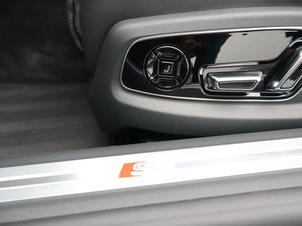 Audi-A8-image-27