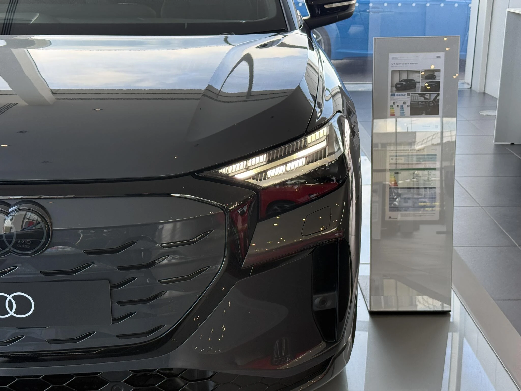 Audi-Q4 Sportback e-tron-image-2