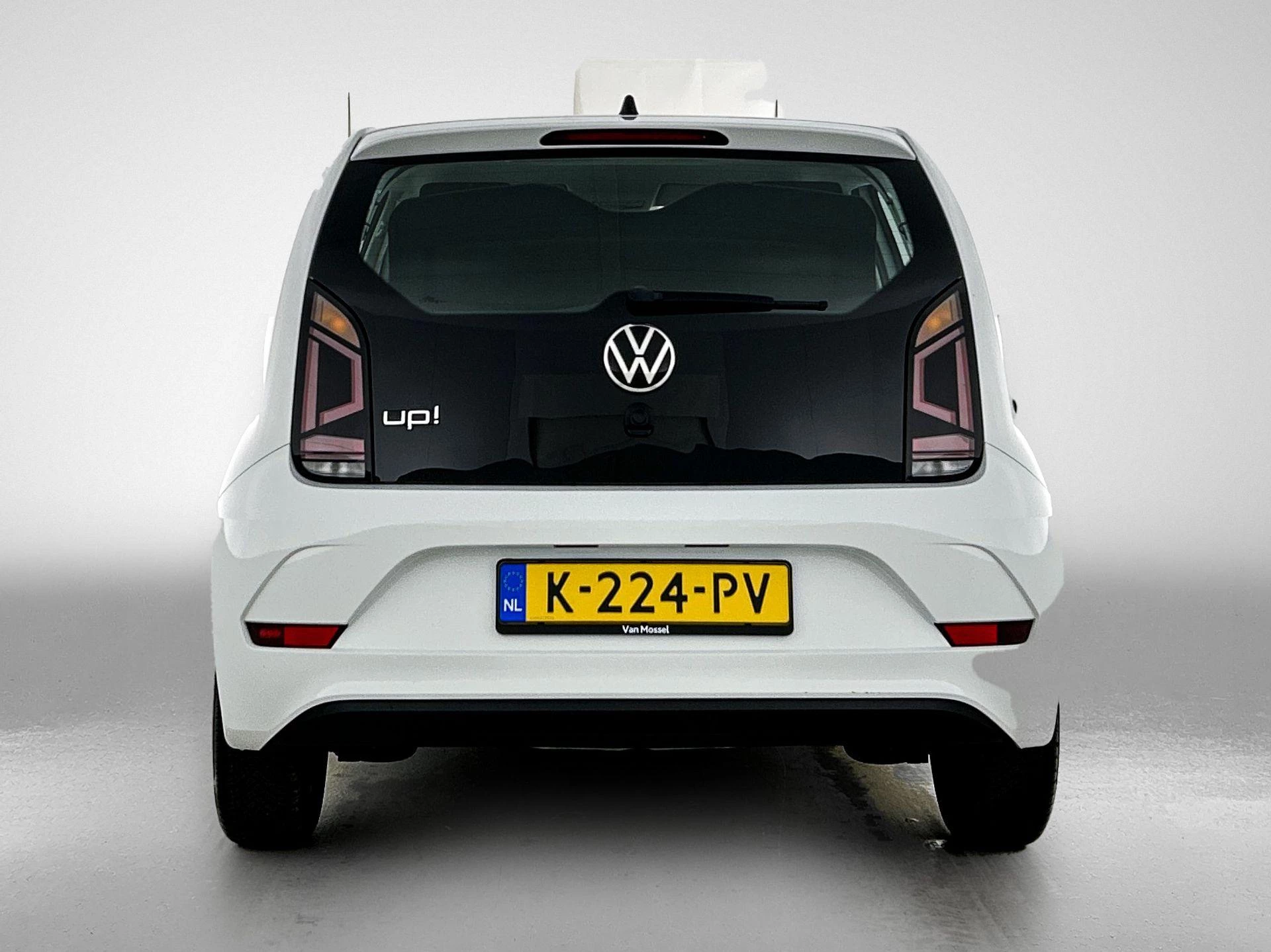 Volkswagen-up!-image-2