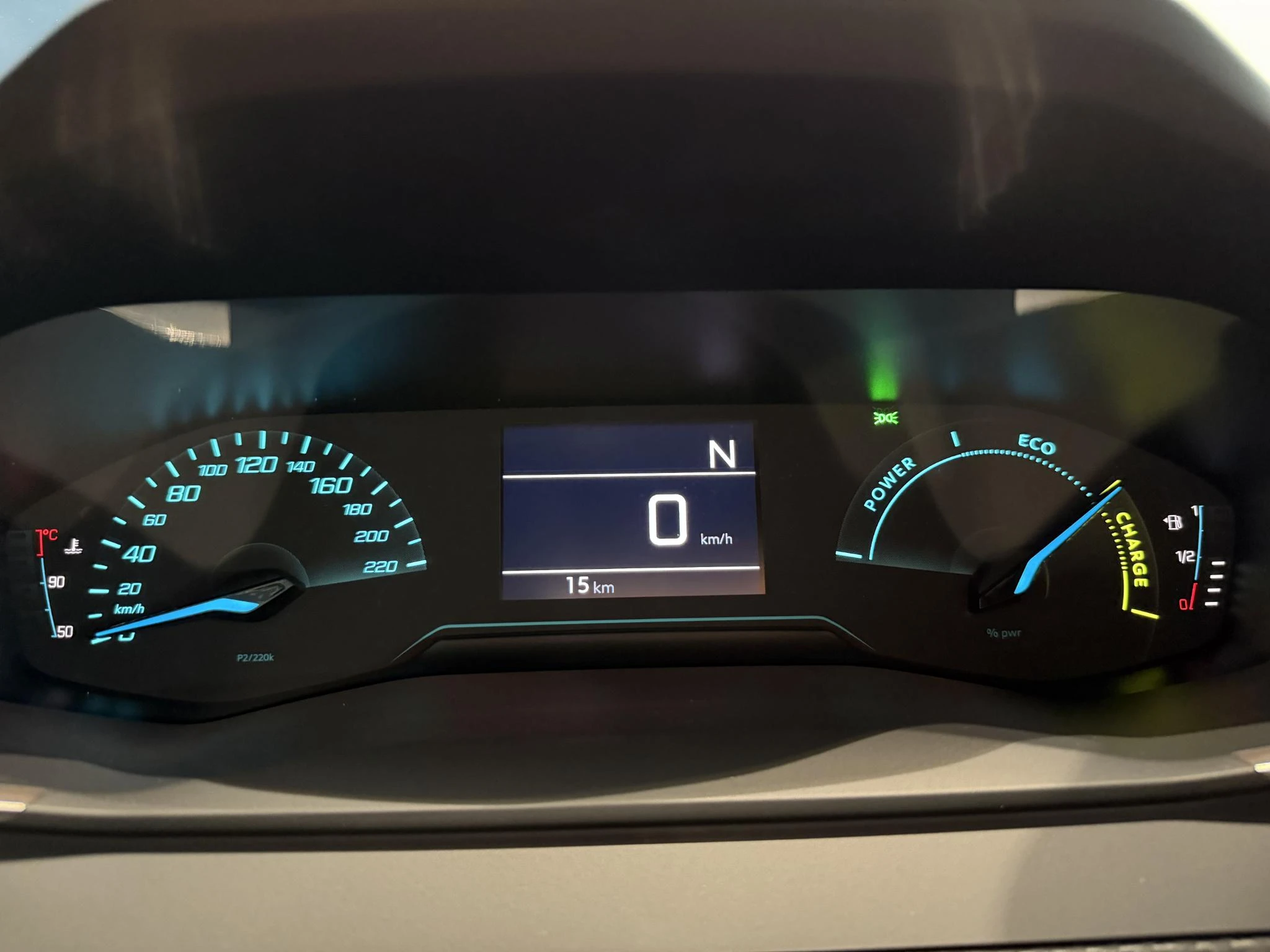 Peugeot-2008-image-14