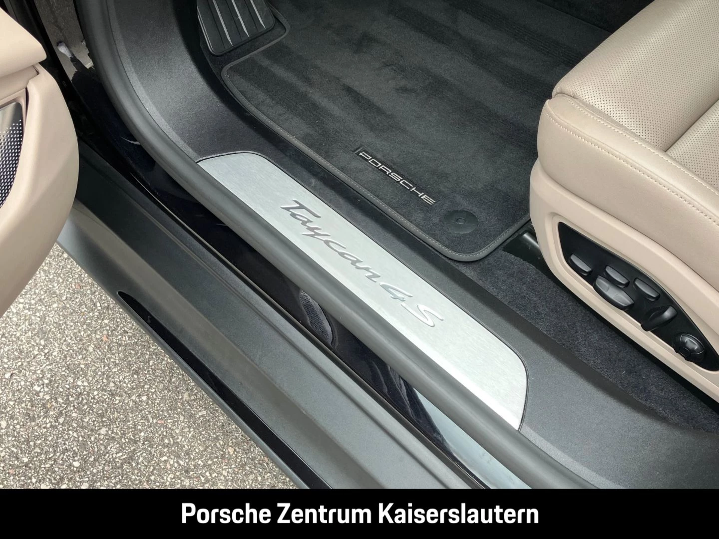 Porsche Taycan 4S Sport Turismo Burmester Surround-View -