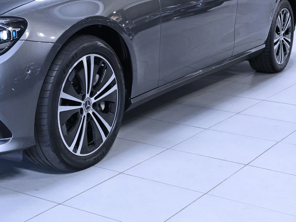 Mercedes-Benz-E-Klasse 400 d-image-6