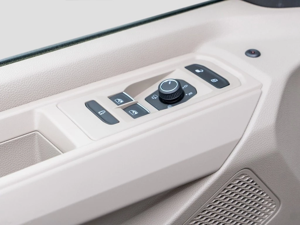 Volkswagen Multivan T7 eHybrid lang 4MOTION Energy