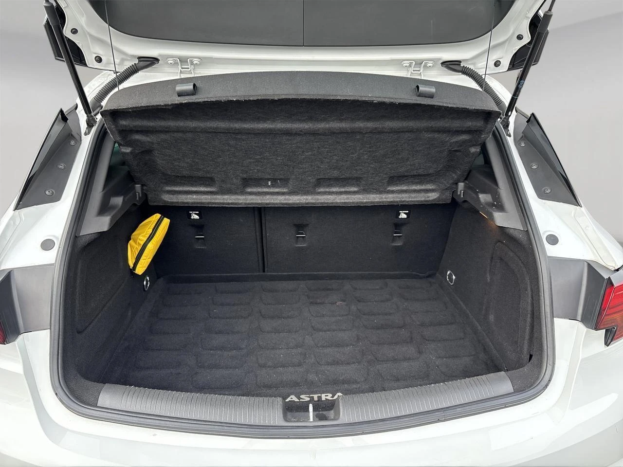 Opel-Astra-image-6