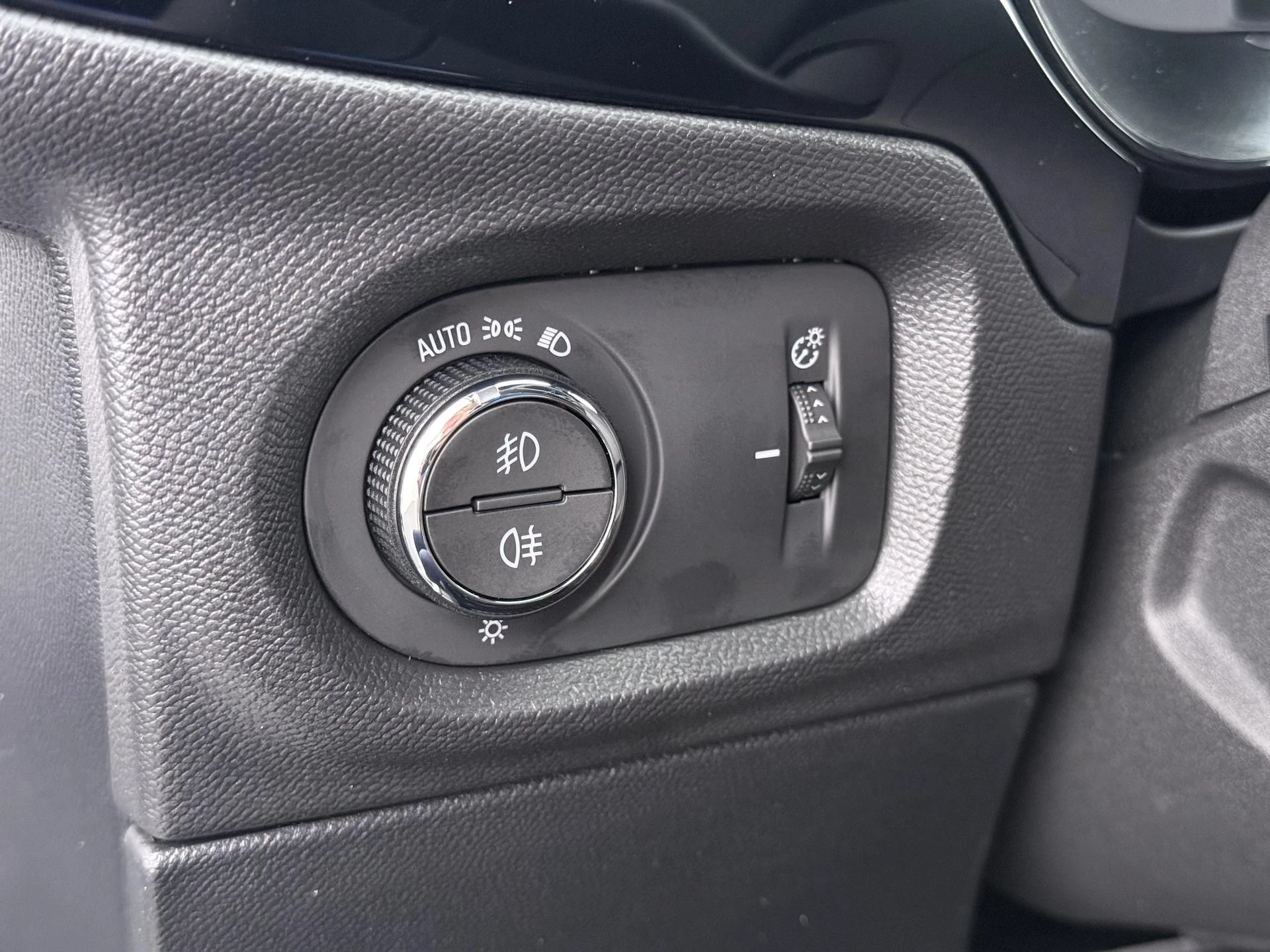 Opel-Corsa-image-14