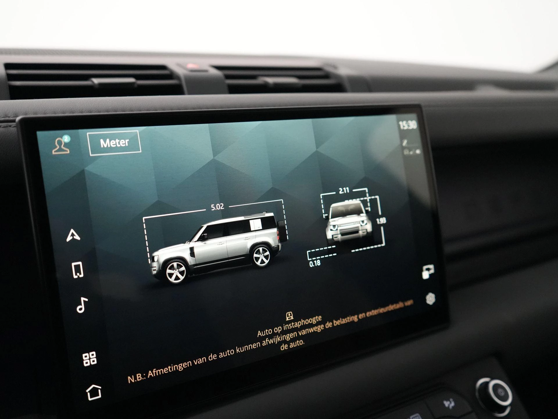 Land Rover-Defender-image-30