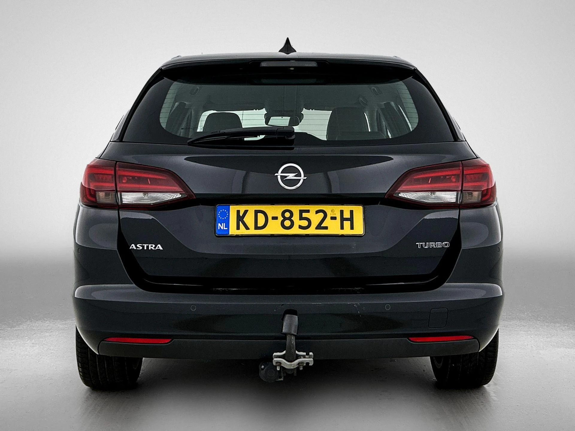 Opel-Astra-image-2