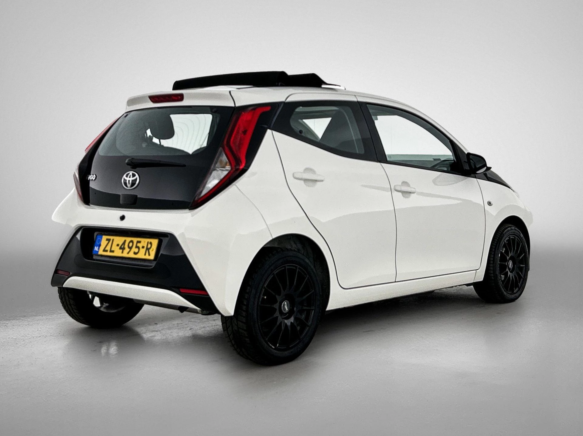 Toyota-Aygo-image-6
