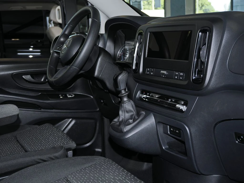 Mercedes-Benz-Vito 116-image-7