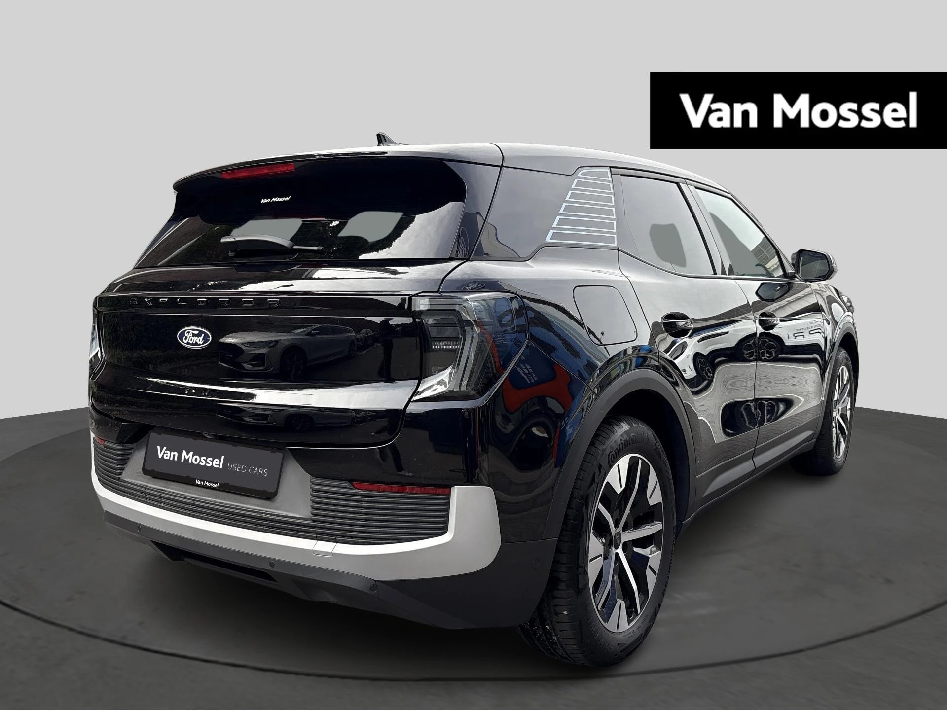 Ford-Explorer-image-3