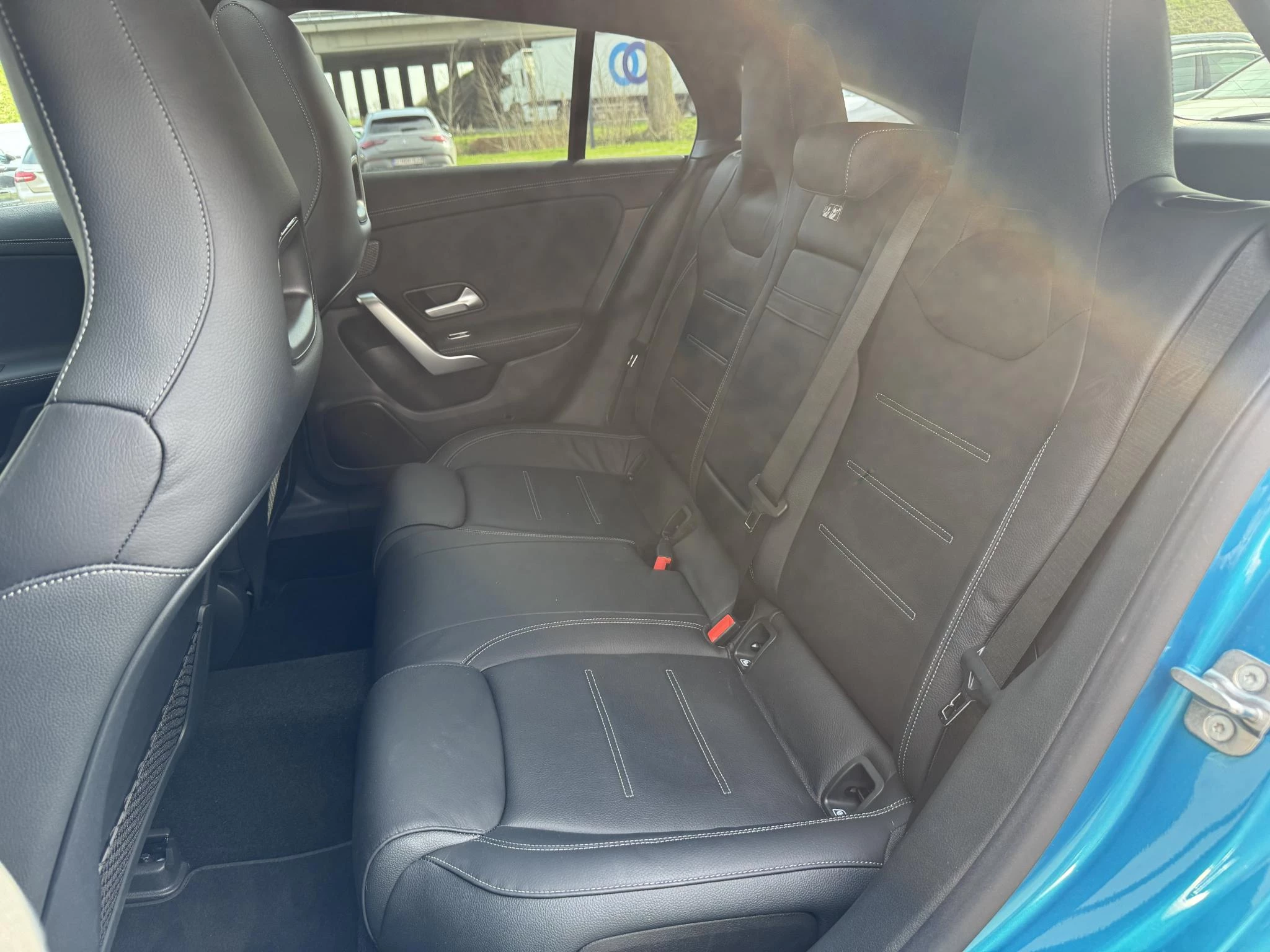 Mercedes-Benz-CLA-image-12