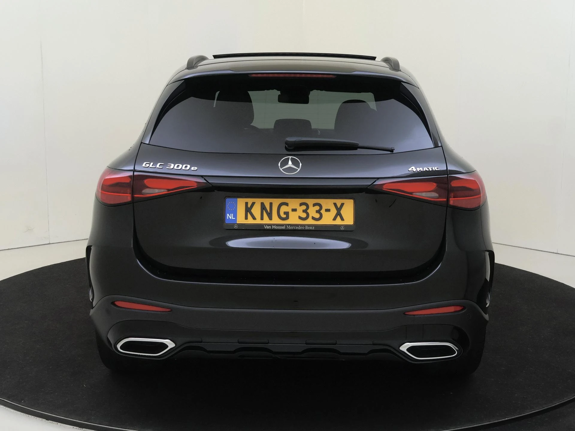 Mercedes-Benz GLC 300e 4MATIC Business Solution AMG