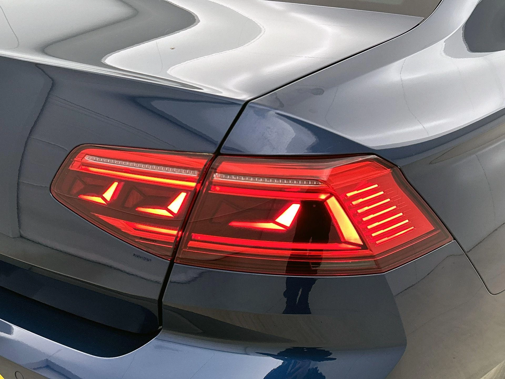 Volkswagen-Passat-image-40