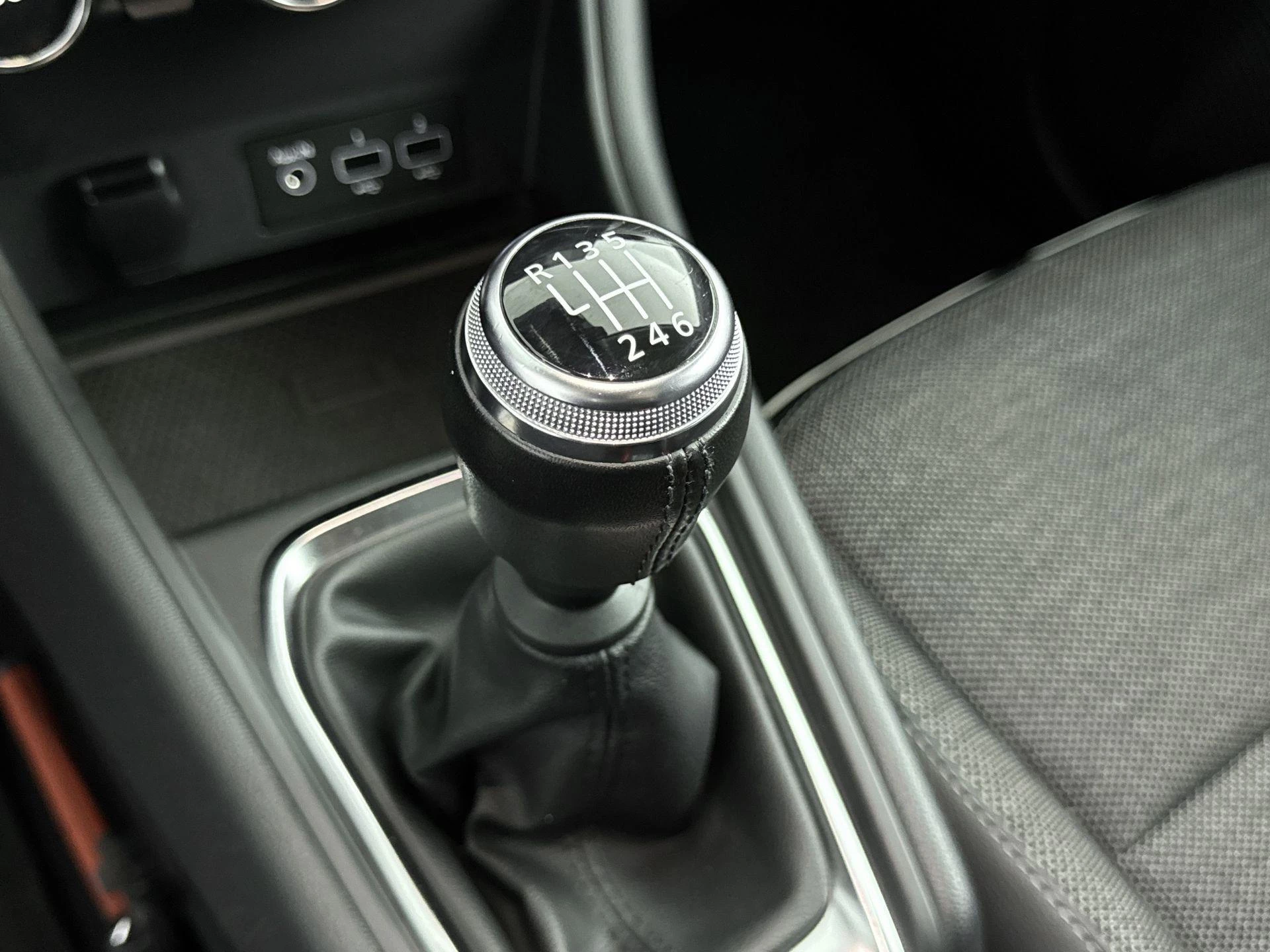 Renault-Captur-image-14