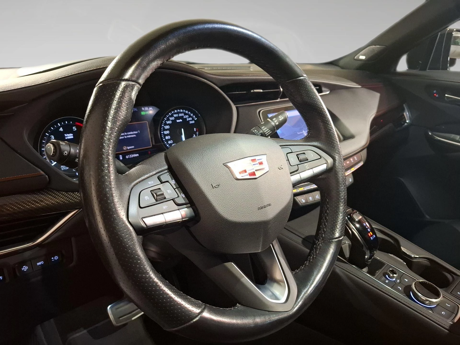 Cadillac-XT4-image-2