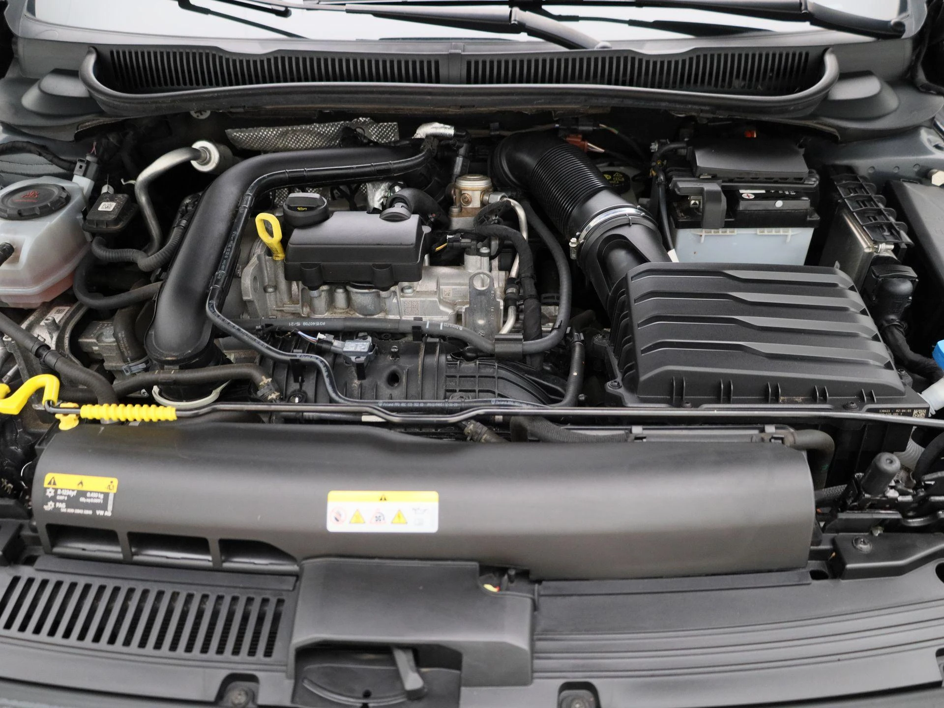 Volkswagen-Polo-image-33