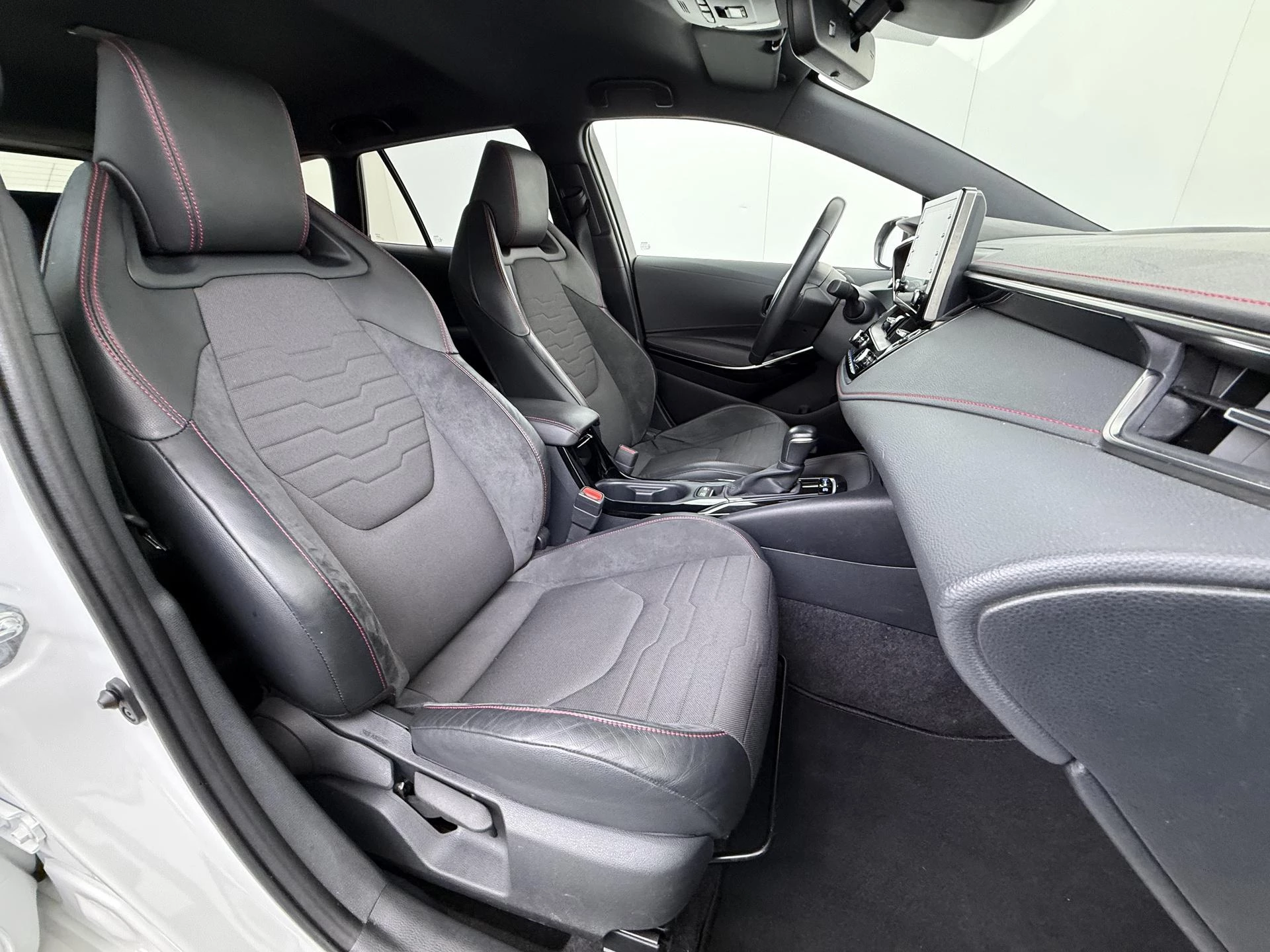 Toyota-Corolla Touring Sports-image-30