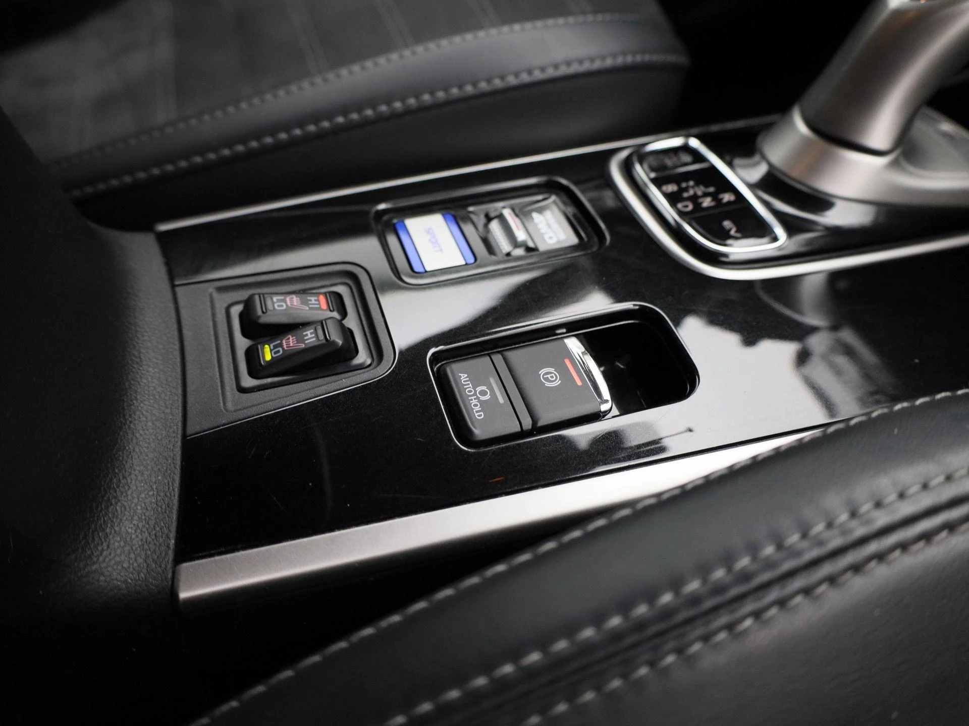 Mitsubishi-Outlander-image-28