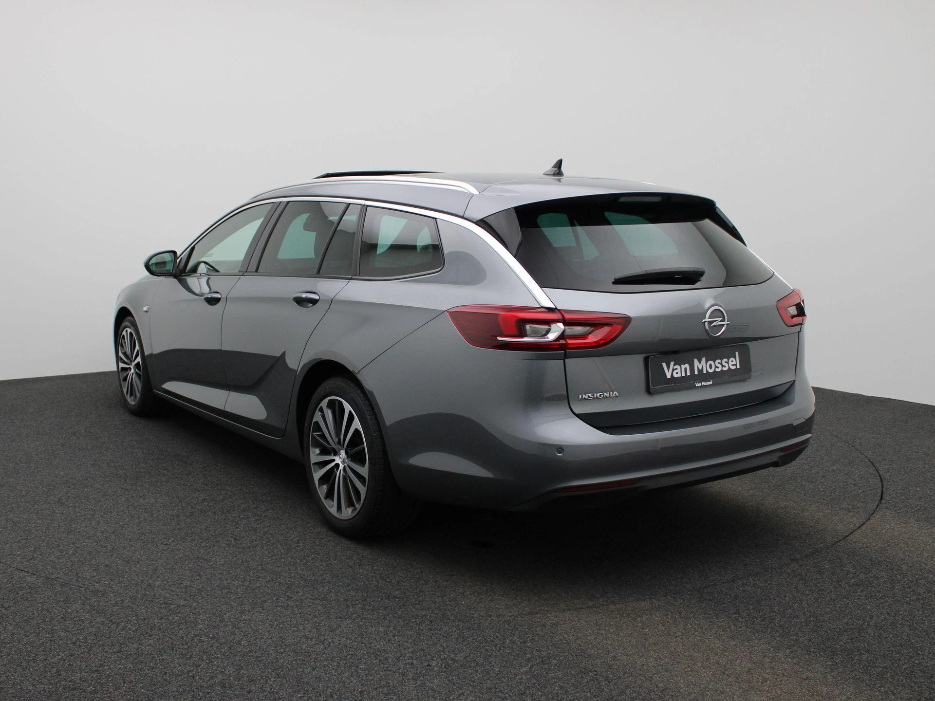 Opel-Insignia-image-1