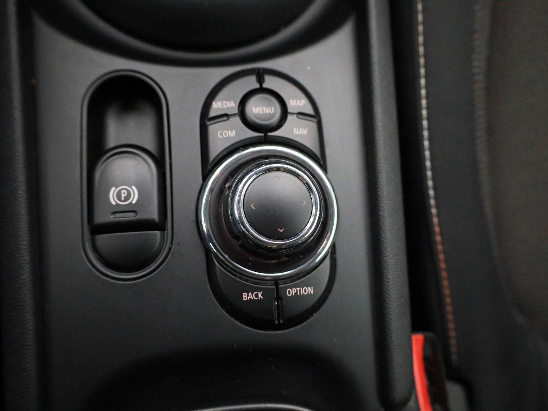 MINI-Clubman-image-23