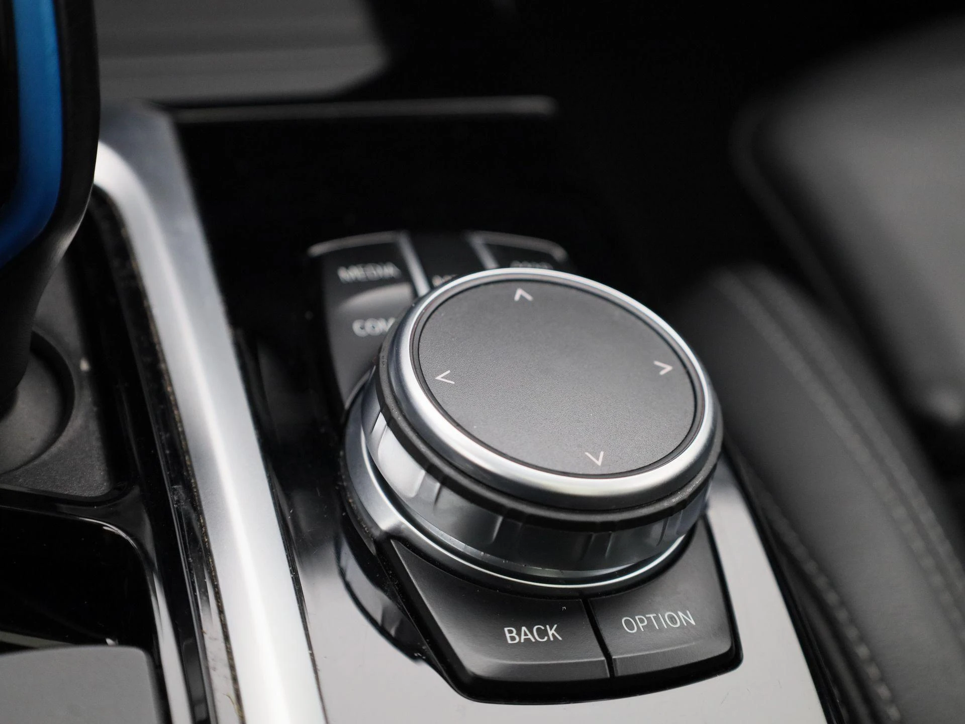 BMW-iX3-image-18