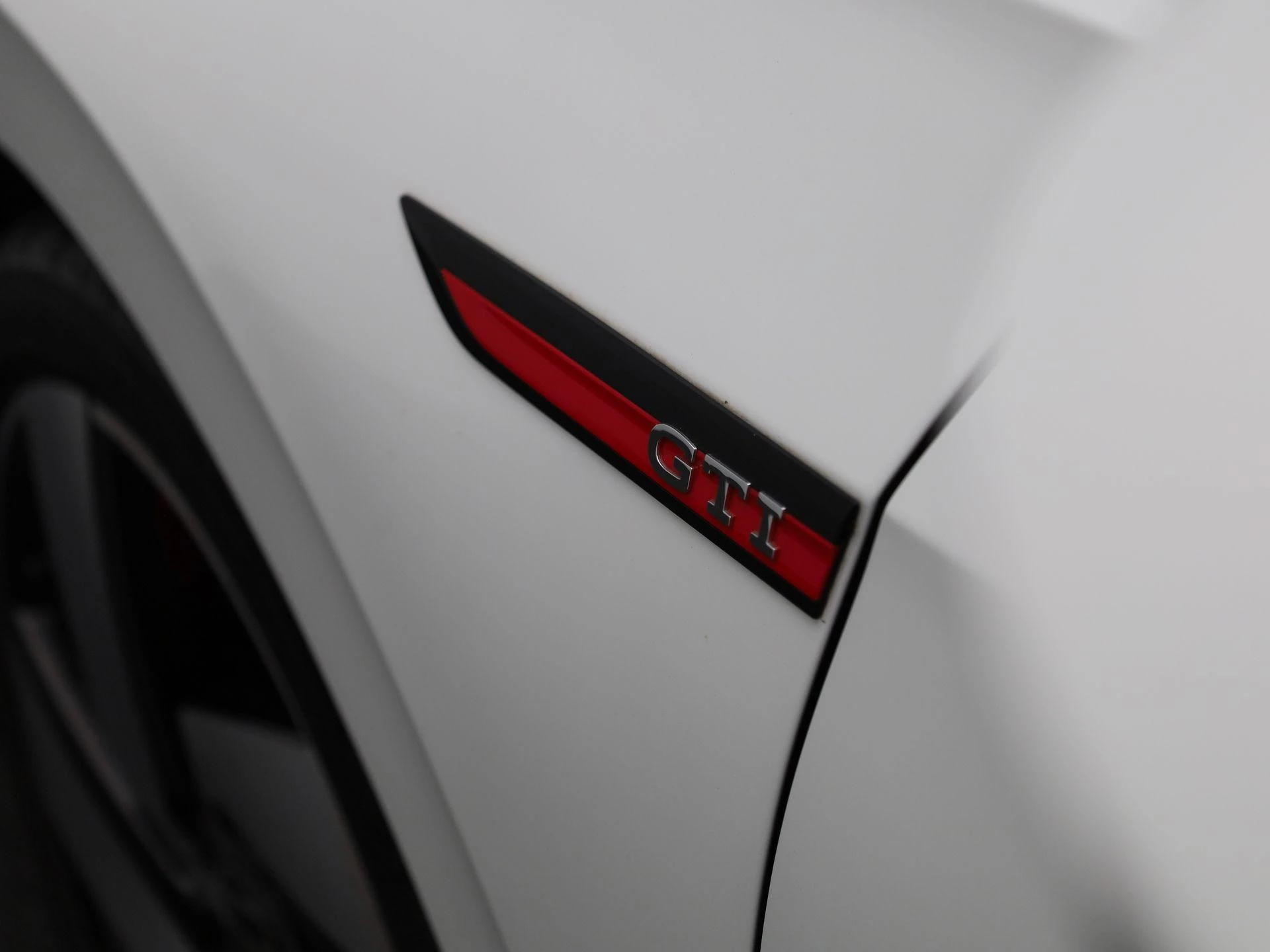 Volkswagen-Golf-image-10