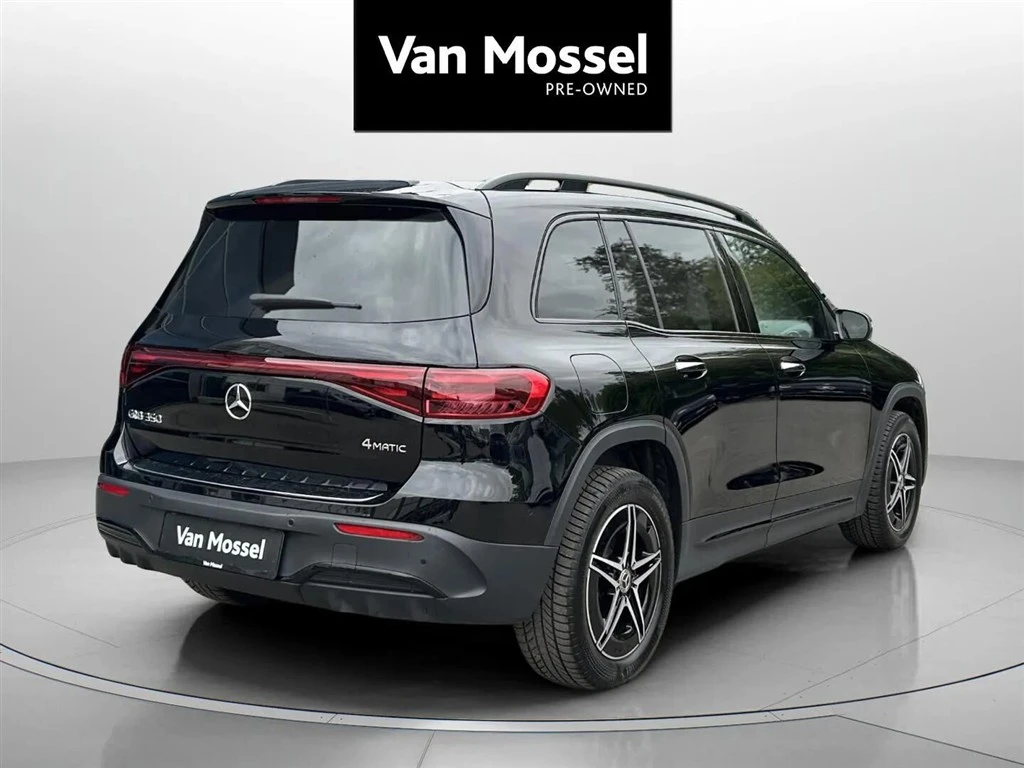 Mercedes-Benz-EQB-image-4