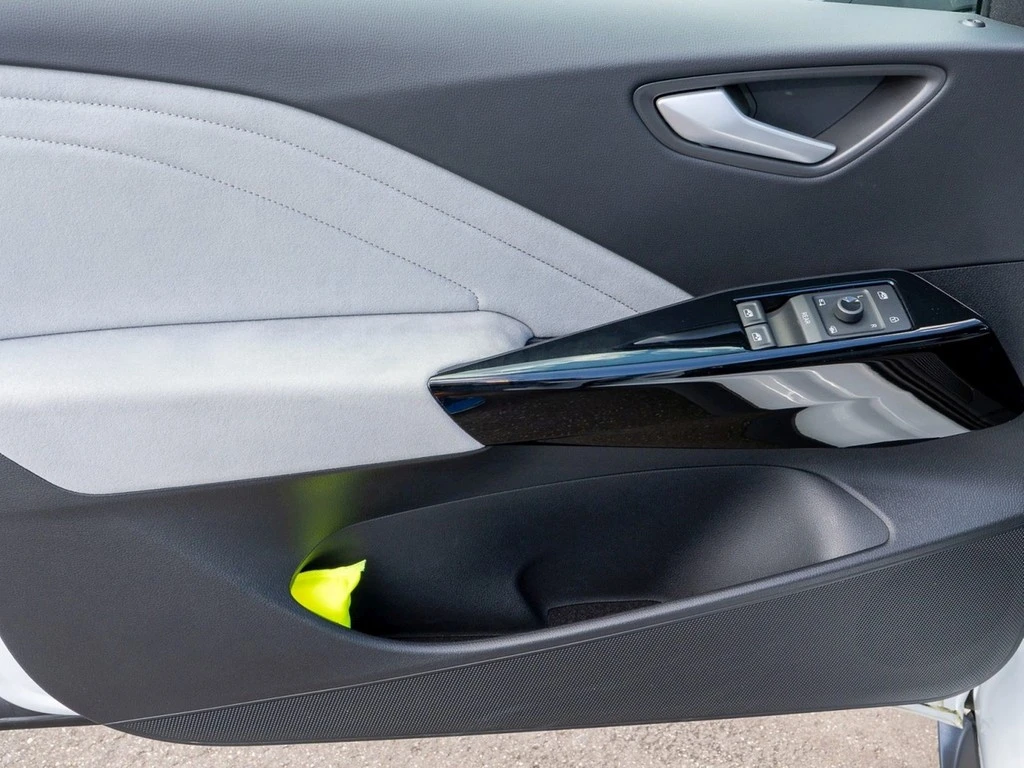 Volkswagen ID.3 Pro Move IQ Light, Navi, Rear-View, ZGV