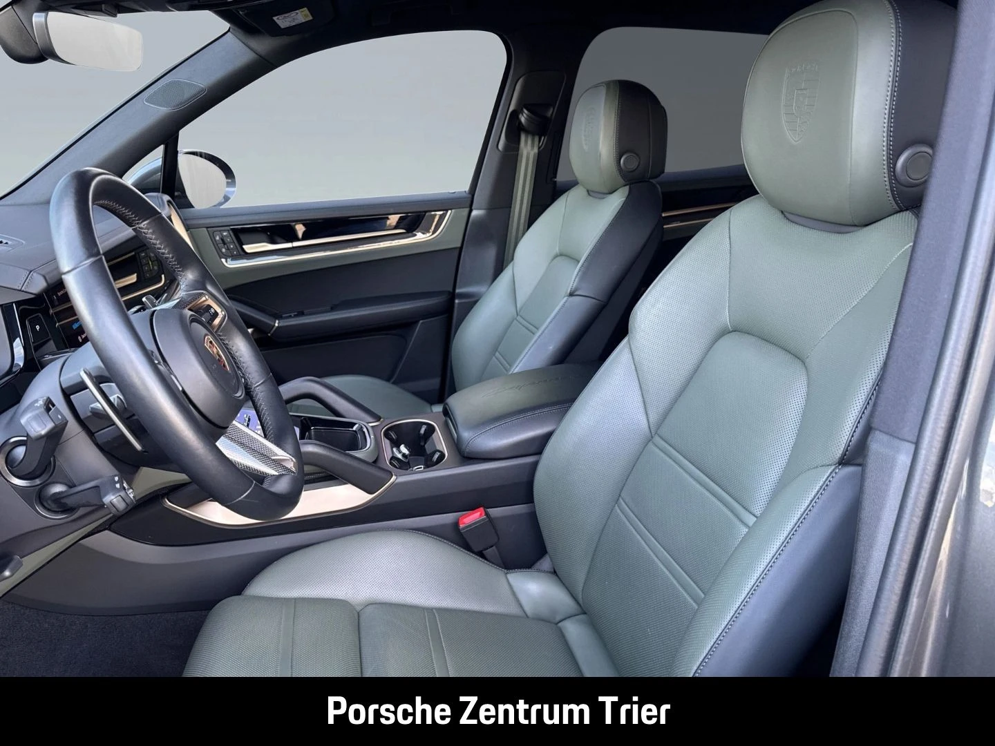 Porsche-Cayenne-image-4