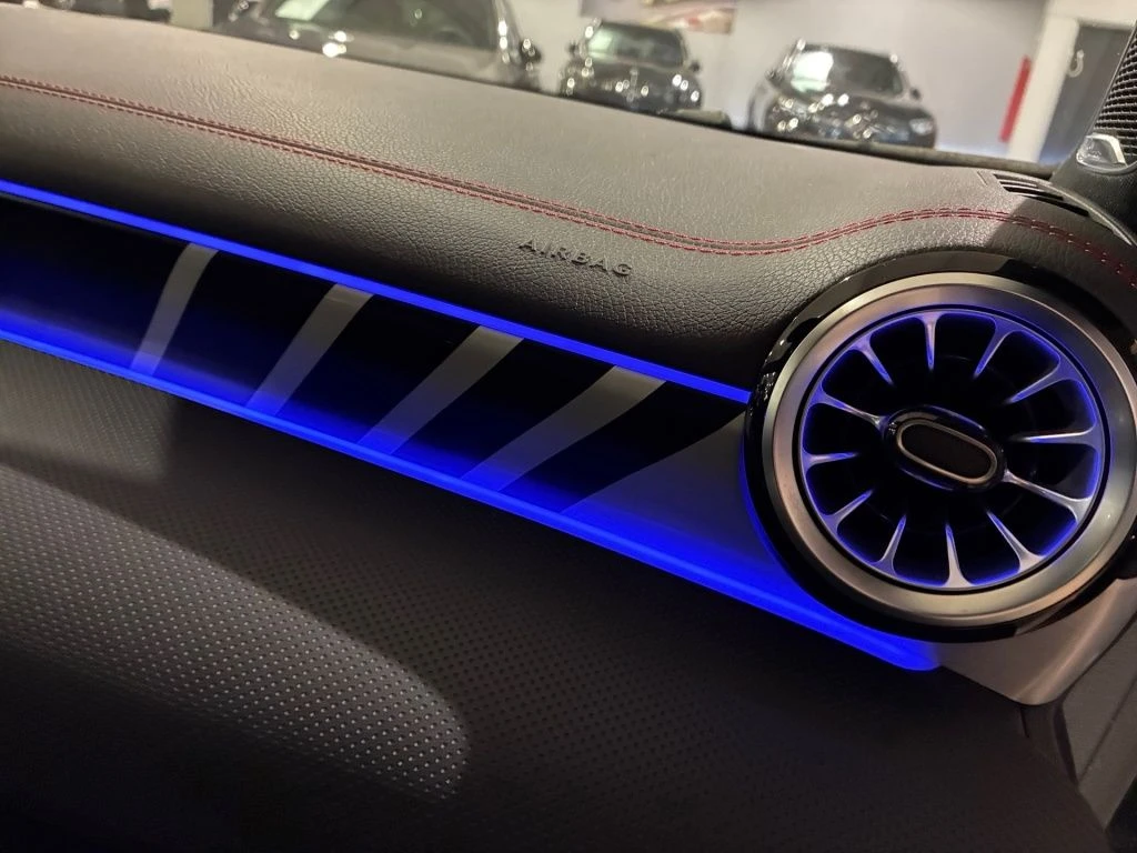 Mercedes-AMG-CLA 35 AMG-image-19