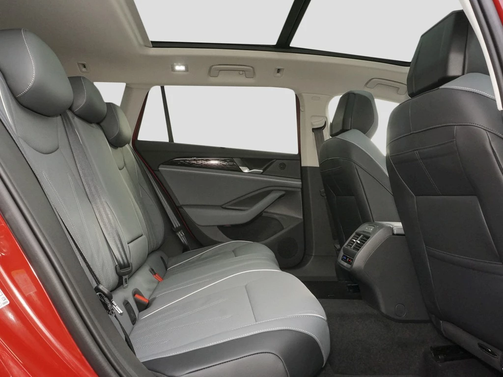 Volkswagen Passat Variant 2.0 TDI DSG Elegance AHK, Pano
