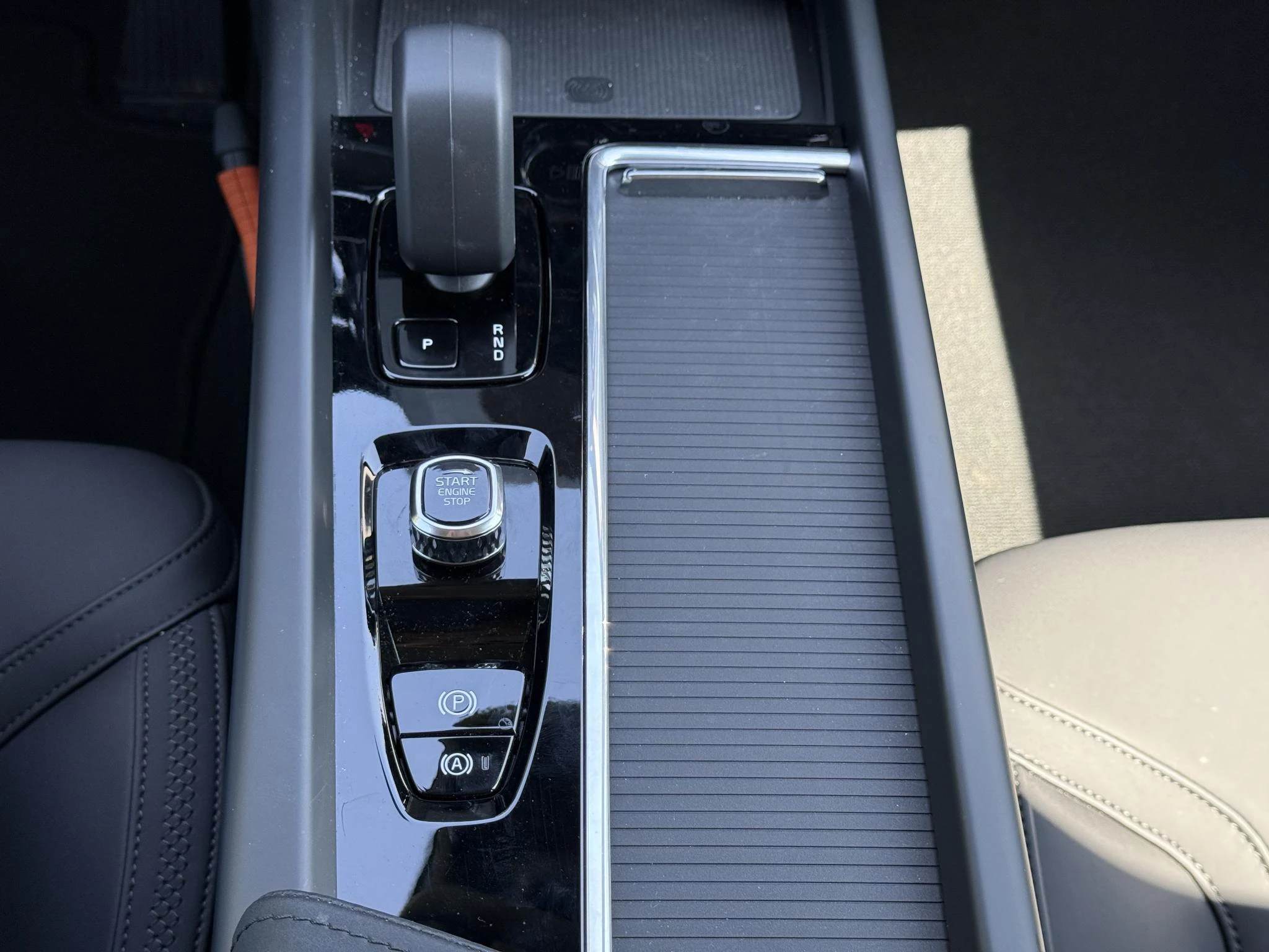 Volvo XC60 T6 Plug-in hybrid AWD Essential Trekhaak