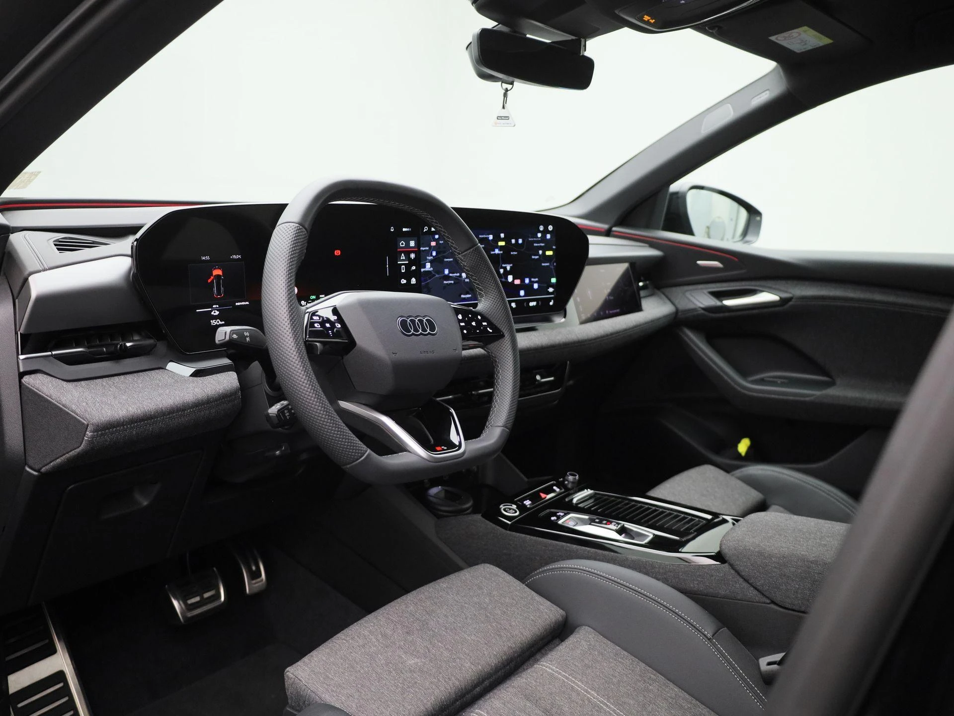 Audi-Q6 e-tron-image-42