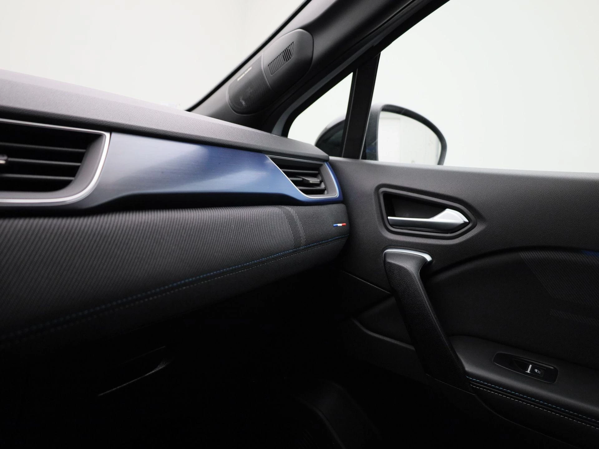 Renault-Captur-image-24
