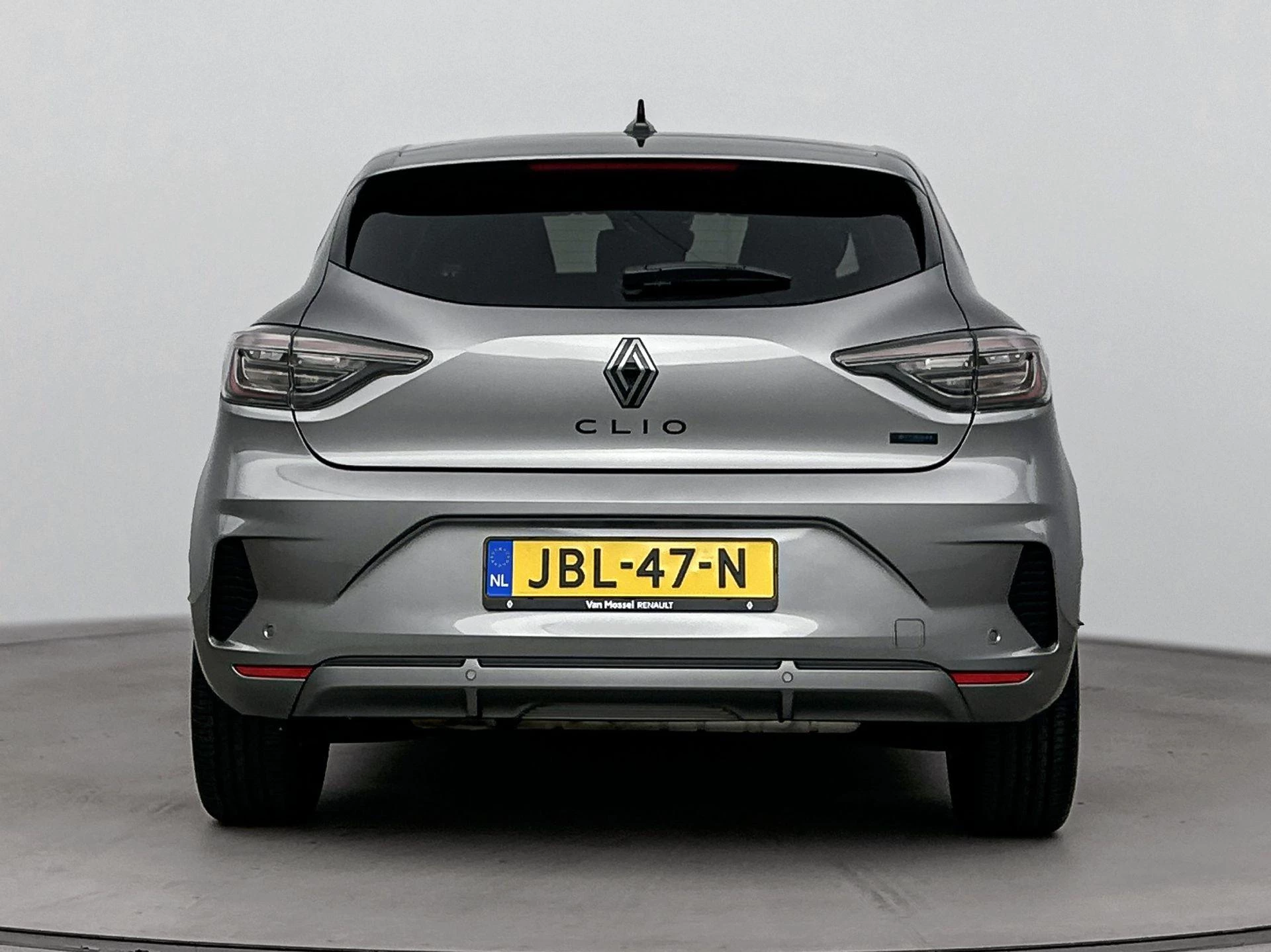 Renault-Clio-image-2