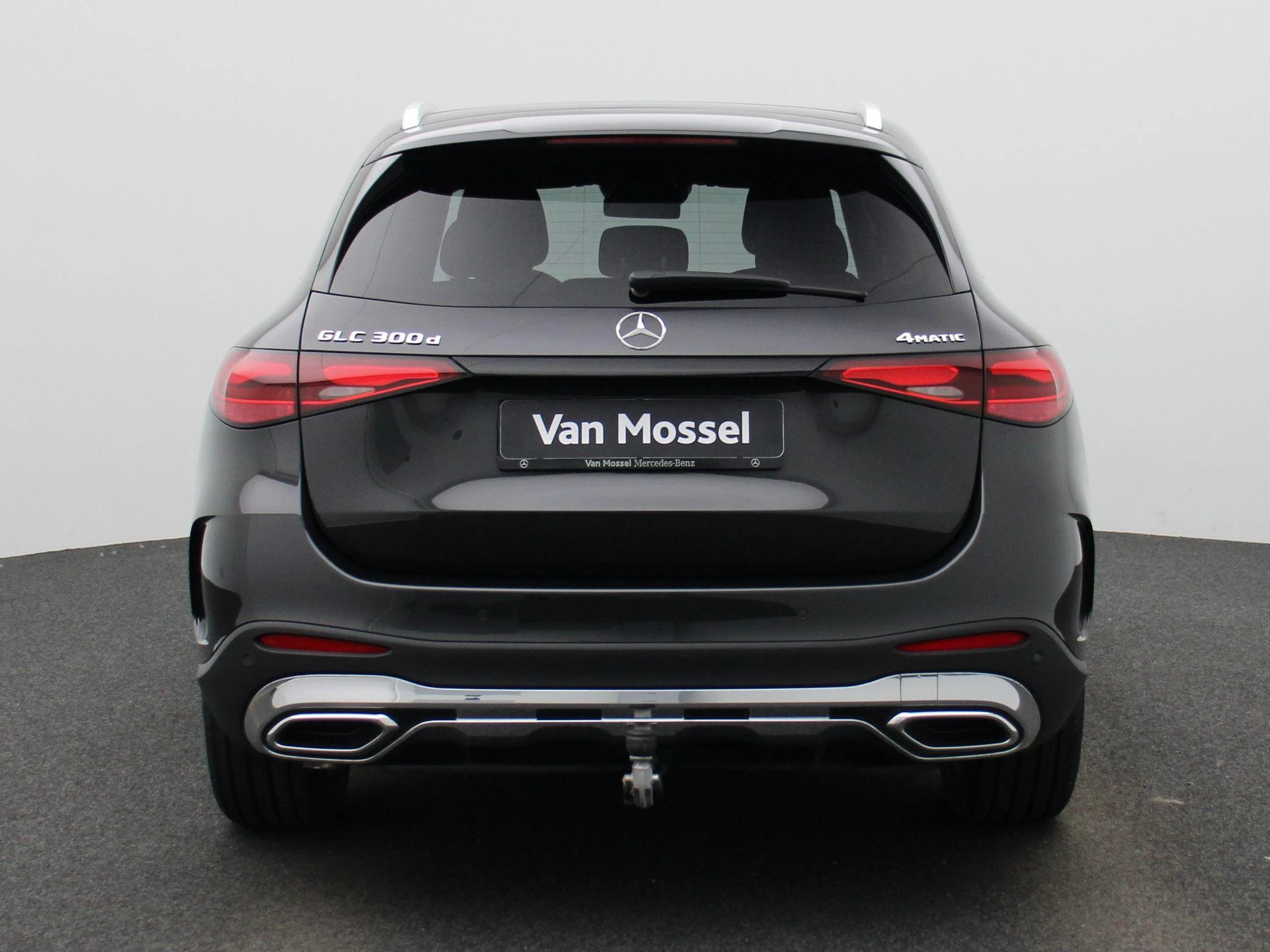 Mercedes-Benz-GLC-image-5