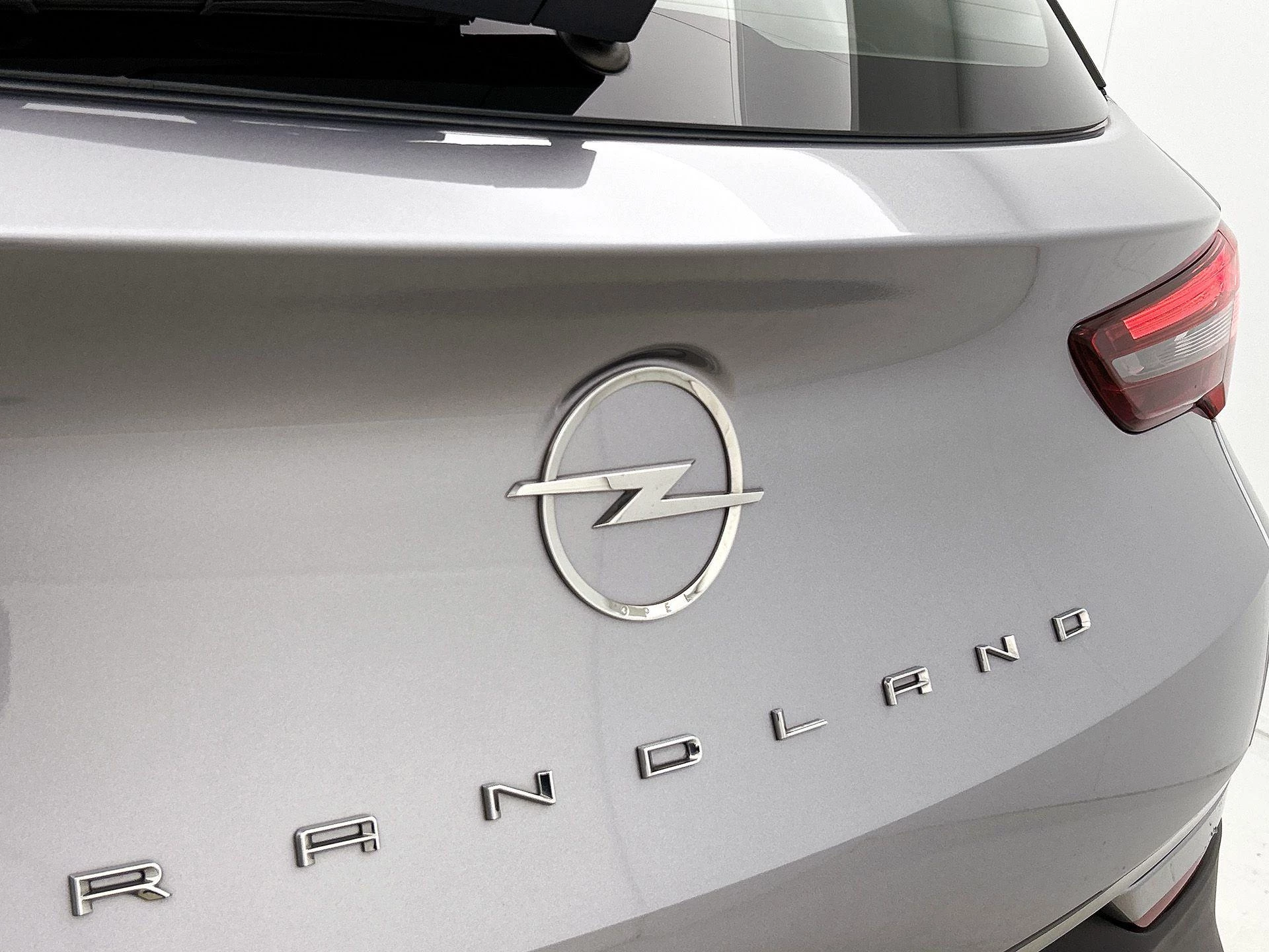 Opel-Grandland-image-12