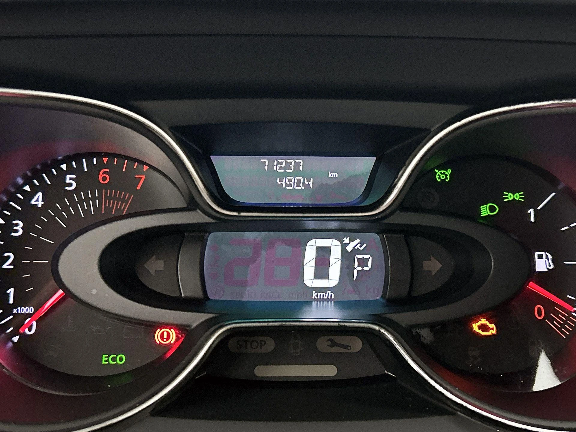 Renault-Captur-image-14