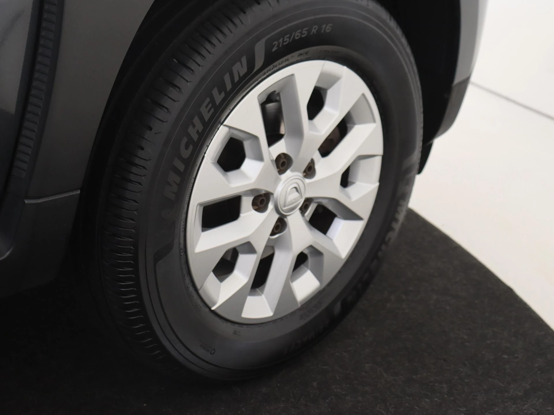 Dacia-Duster-image-22