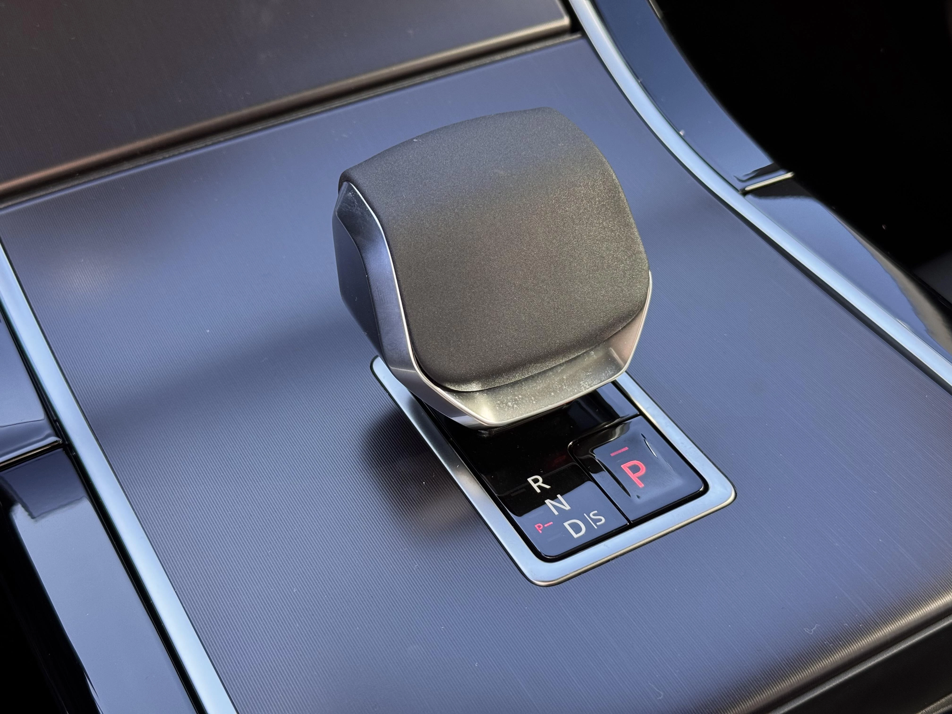 Land Rover Range Rover Evoque P270e Dynamic SE AWD Auto. 26MY