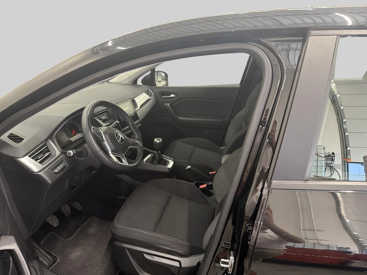Renault-Captur-image-7
