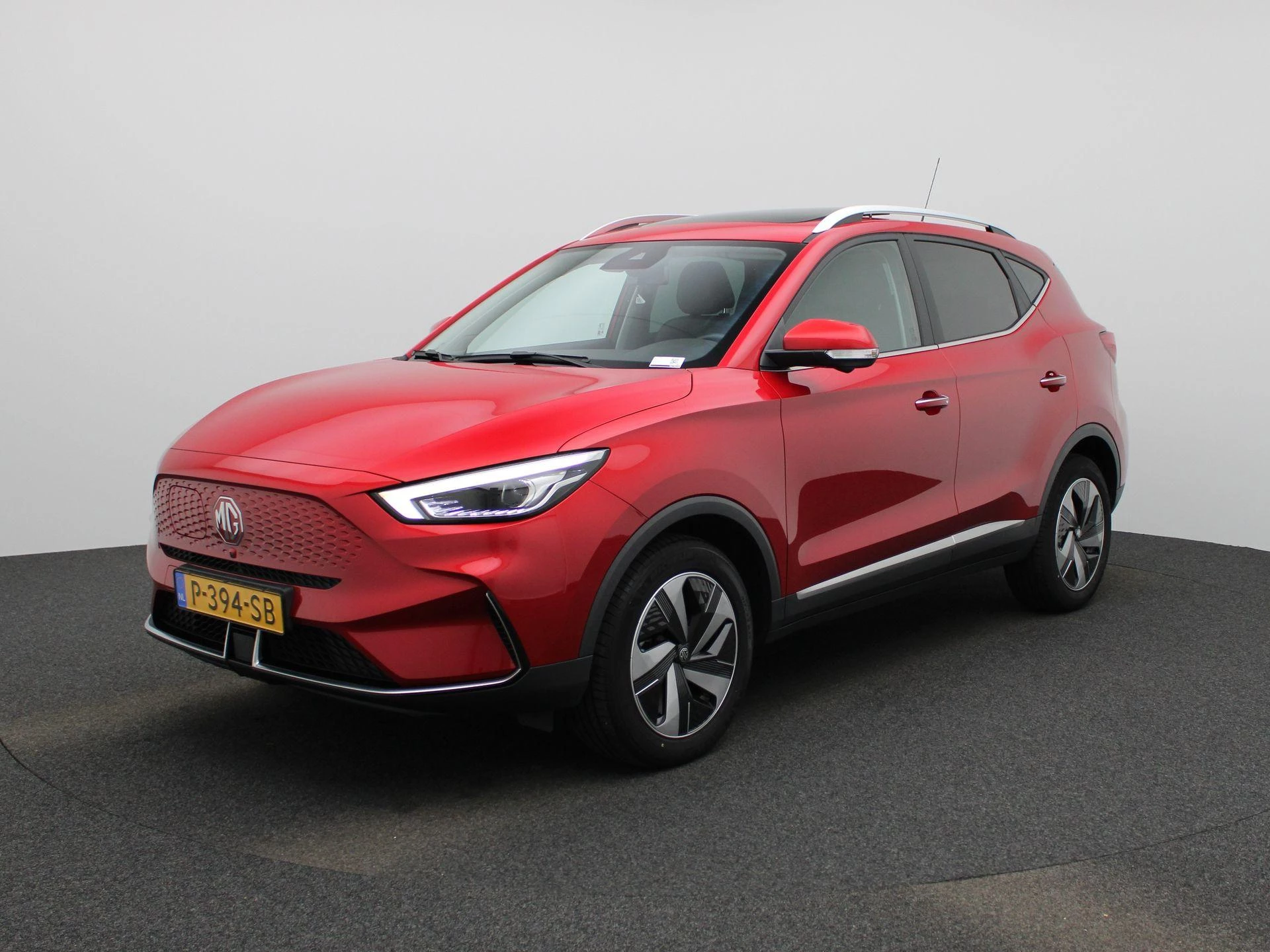 MG-ZS EV-image-0